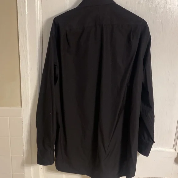 Black No-Iron Dress Shirt - Picture 3 of 3
